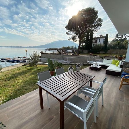 Villa Anastasye Your Lakefront Vacation Rental Predore Bagian luar foto