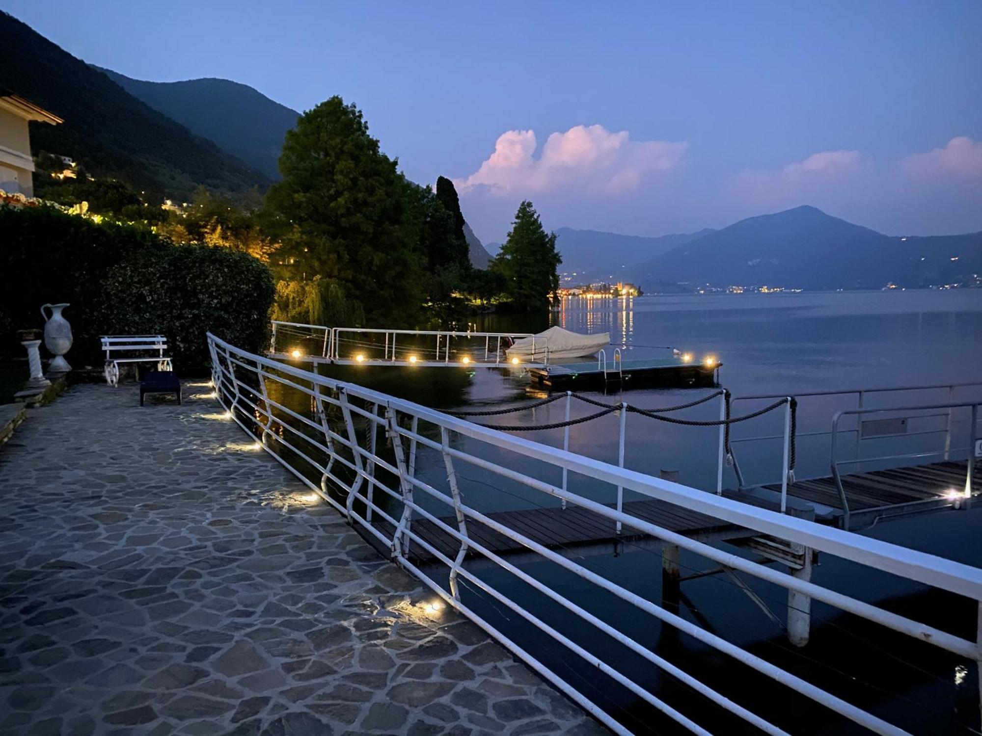 Villa Anastasye Your Lakefront Vacation Rental Predore Bagian luar foto