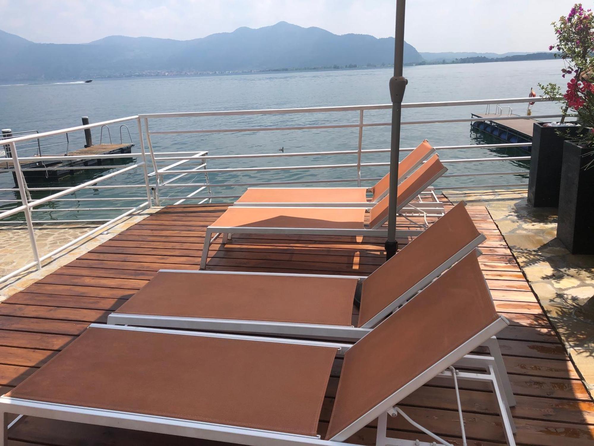 Villa Anastasye Your Lakefront Vacation Rental Predore Bagian luar foto
