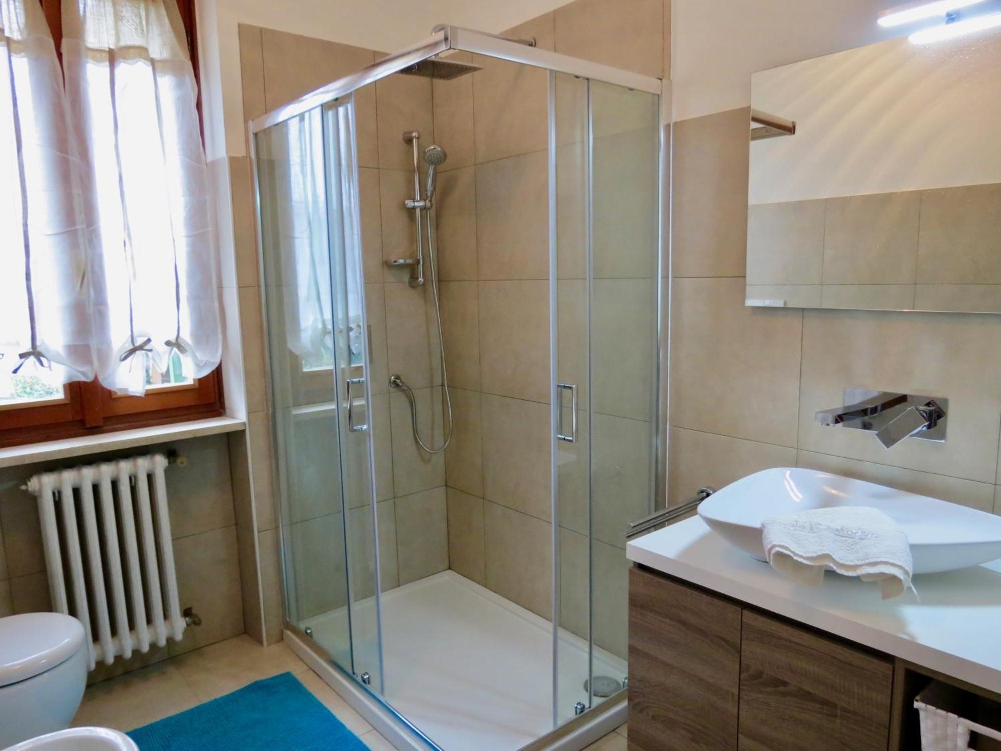 Villa Anastasye Your Lakefront Vacation Rental Predore Bagian luar foto