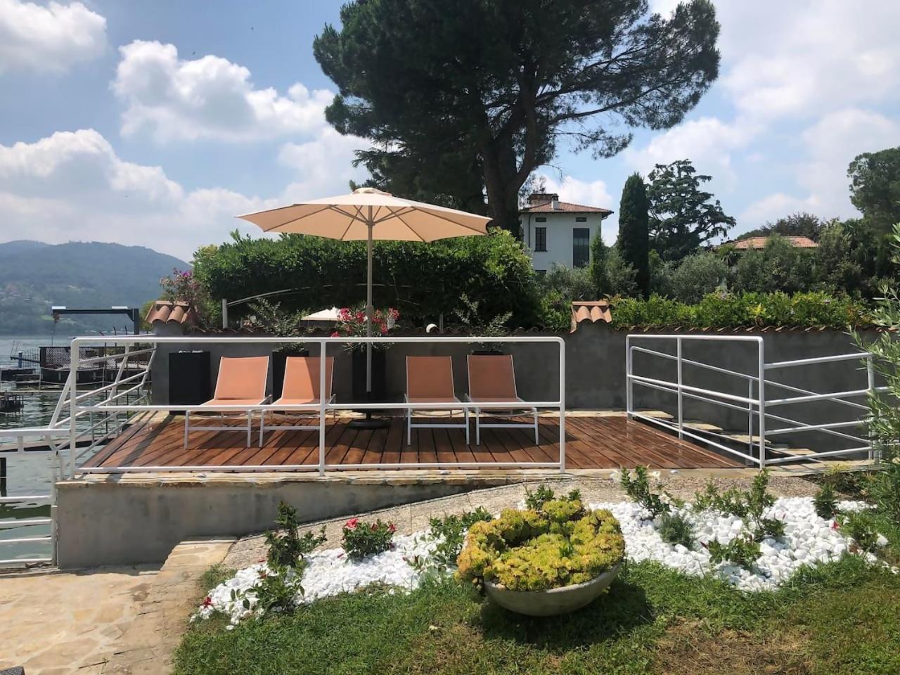 Villa Anastasye Your Lakefront Vacation Rental Predore Bagian luar foto