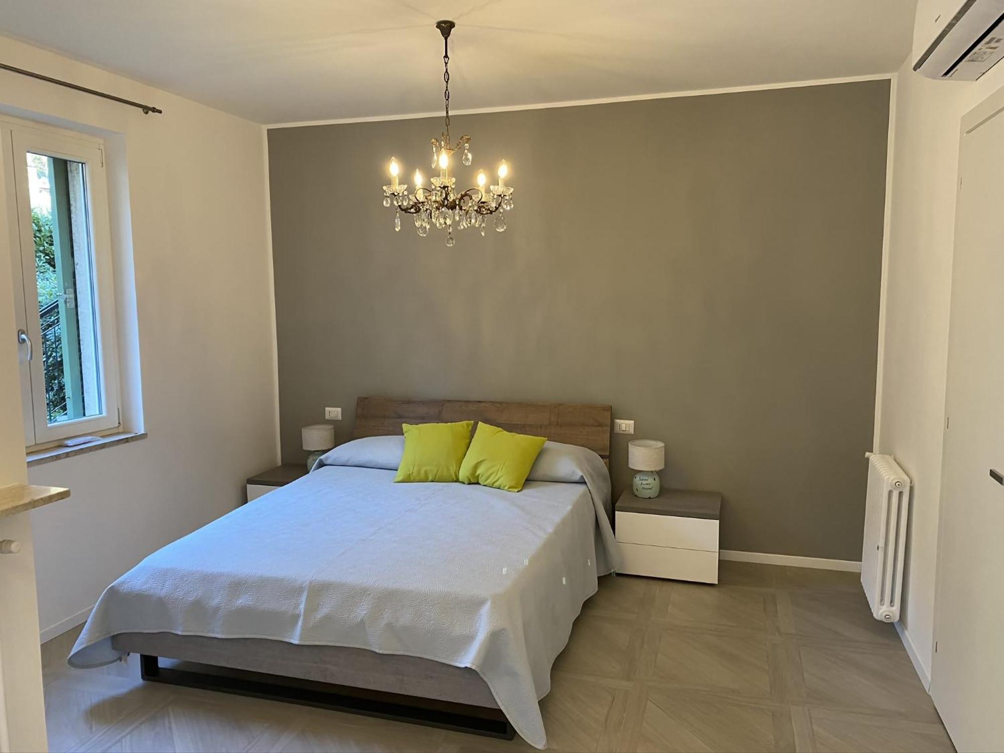 Villa Anastasye Your Lakefront Vacation Rental Predore Bagian luar foto