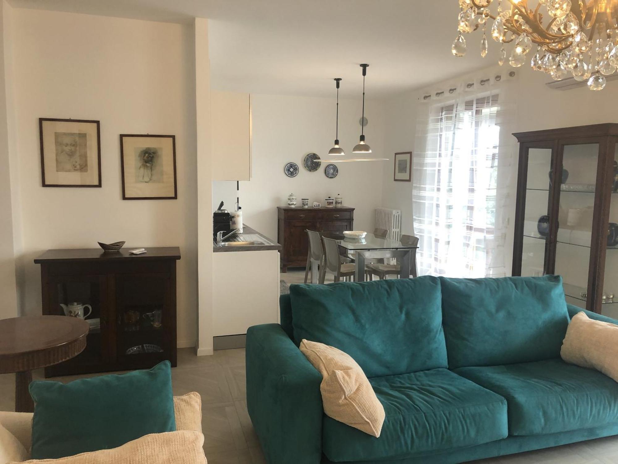 Villa Anastasye Your Lakefront Vacation Rental Predore Bagian luar foto
