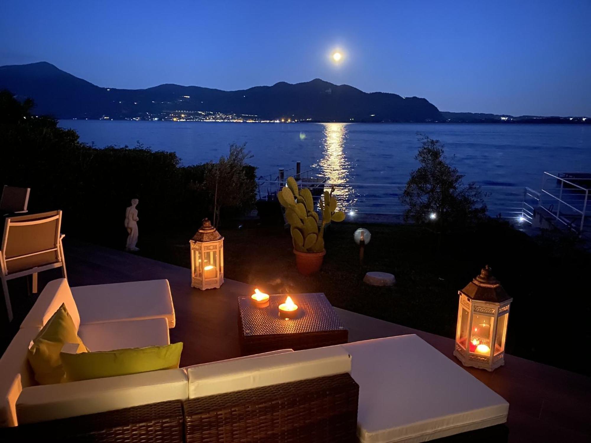 Villa Anastasye Your Lakefront Vacation Rental Predore Bagian luar foto